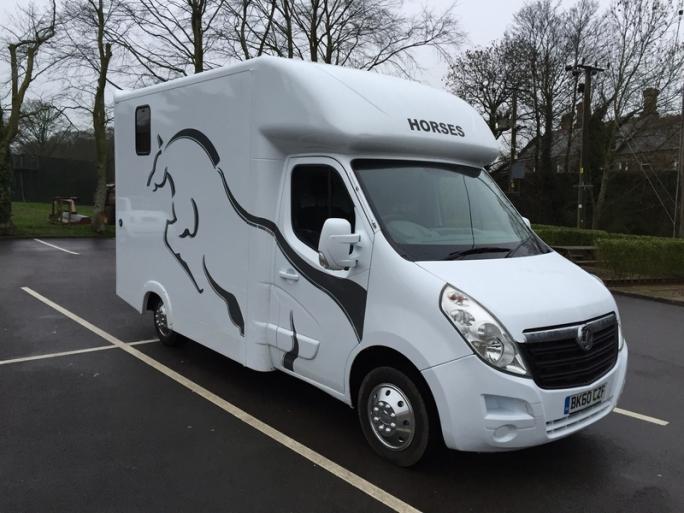 unique horseboxes vauxhall movano two horse